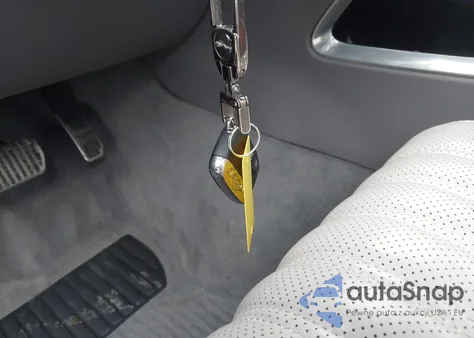 2019 Jaguar F-Pace 30T Portfolio из США, поврежденный, VIN SADCN2GX0KA366698